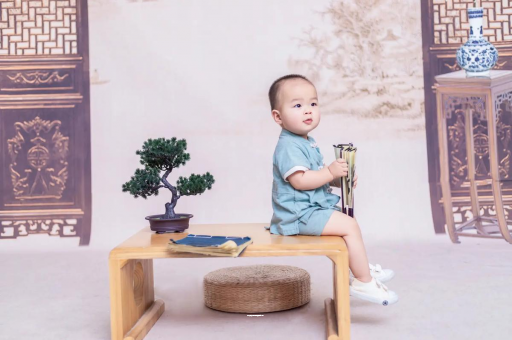 枣庄孕妇肚子上的黑线